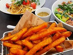 -théATRE茶聚场·餐厅(环球金融中心店)