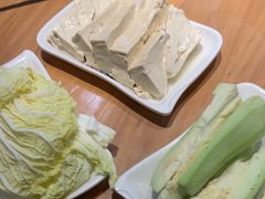 -咱屯子铁锅炖直营店(保利店)