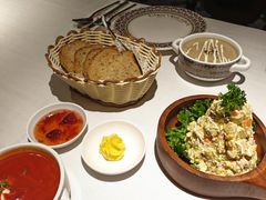 -俄士厨房(五棵松华熙LIVE店)