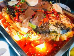 -鸣记脆皮烤鱼·海鲜烤鱼(三八广场店)