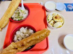 -张阿三馄饨店