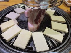 厚切五花肉-唯成•韩国炭火烤肉 유성고기