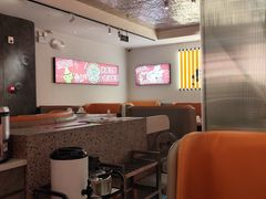 -黄记煌三汁焖锅(新佳丽江汉路店)