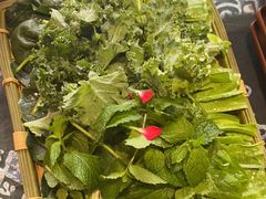 慢丽江菜园子-慢丽江·云南野生菌土鸡锅(付家庄店)