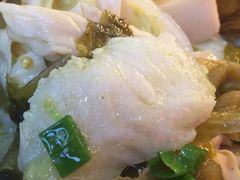 -周鱼小馆石锅酸菜鱼(活力汇店)