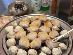 -围炉肉舍•炭烤活鳗•丹东海鲜烤肉(步行街店)