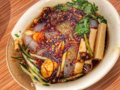 -顺溜·手工刀削面·黑金店(铜锣湾店)