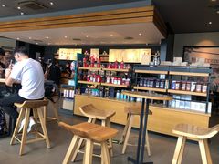 -星巴克臻选(郑州中原万达店)