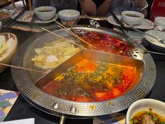 -廖掌柜·重庆鲜货火锅(上海首店)