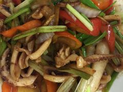 -覃记海鲜美食餐厅