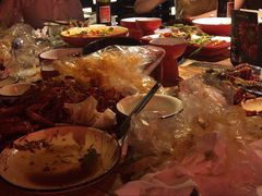 -虾弄弄海派小龙虾·牛羊蝎子火锅