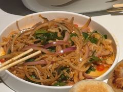 -八府香鸭·啫啫煲(华山路店)