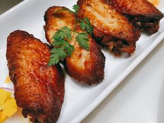 秘制烤鸡翅配墨西哥烟熏辣椒酱-théATRE茶聚场·餐厅(环球金融中心店)