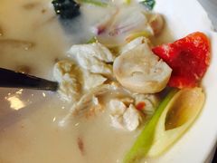 -Dang restaurant (patong phuket)