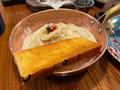 -I HOLIC艾豪丽披萨(KKone店)