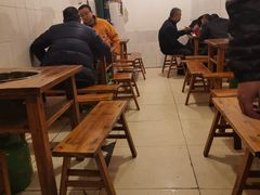 大堂-仔耳朵冷锅鱼蛙芋儿鸡(莲花东路店)