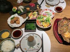 -耕海日本料理(万达华府店)
