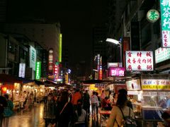 -六合夜市