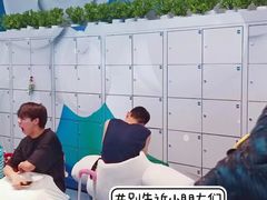 -冰纷万象滑冰场(沈阳万象城店)