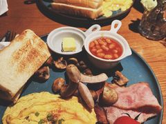 -JINNS锦时 steak&pizza(浸信会礼拜堂旧址店)