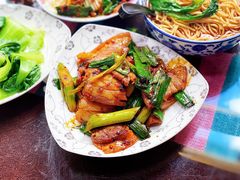 回锅肉-口口香小吃店