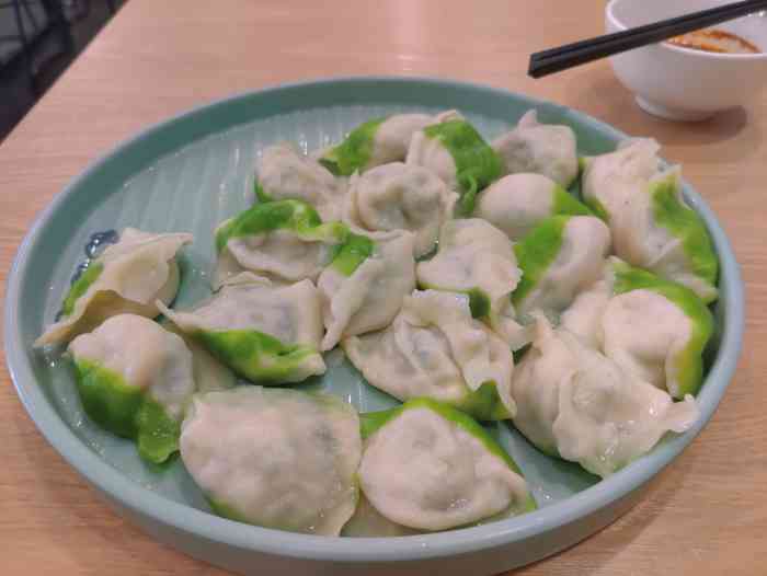 三姐妹饺子(东木头市店)-"这家店开了很久,曾经一次刮发票中了50元.