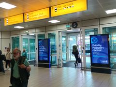 -格拉斯哥国际机场