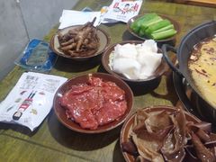 -黄潇洒老火锅(九眼桥宏济巷店)