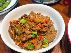 -钟掌勺忘不了地道湘菜(新天地假日广场店)