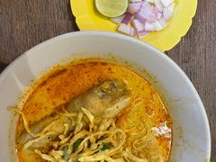 -Ongtong Khaosoi Ari Branch