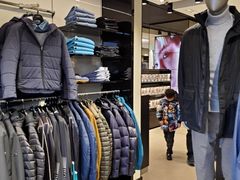 -Hugo Boss(百联奥特莱斯店)