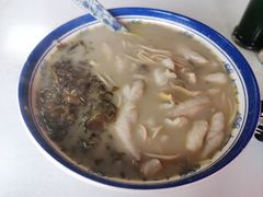 招牌黄鱼面-明呈黄鱼面馆(斜土路店)
