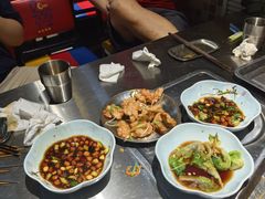 -马路牙子烧烤音乐酒馆(望京店)