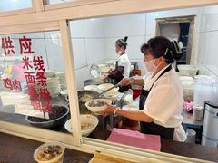 -文山荷鲜居(翠湖店)