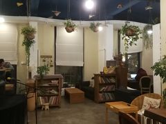 大堂-房角石咖啡与书(吉大南校店)