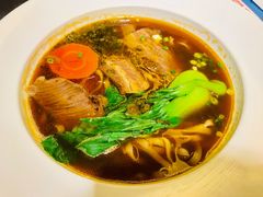 -康师傅私房牛肉面(申虹店)