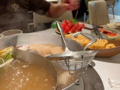 -左庭右院鲜牛肉火锅(金山万达店)