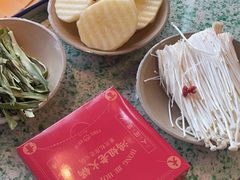 -鸿姐老火锅(龙阳店)