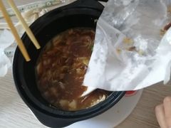 -闫家驴肉老店(华电一校店)