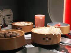 -龍歌自助小火锅(市南金茂湾店)