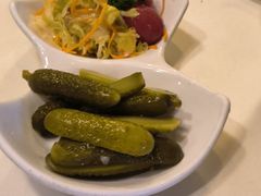 俄式腌菜拼盘-老井俄式餐厅