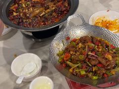 -鑫巴蜀小镇 · 水煮鱼专研店(玉桥店)