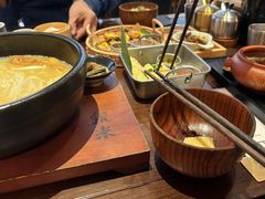 -银米·云南传统过桥米线(双廊黑金冠店)