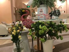 -MEET缘燕窝甜品&Tang's cake(华润万象城店)