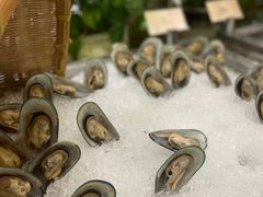-南湖名都·景湖轩全日制餐厅·海鲜自助·东南亚风味·临湖而食