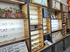 -零度眼镜·宝视友·蔡司依视路(吾悦花街店)