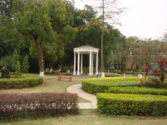 -广东外语外贸大学(白云山校区)