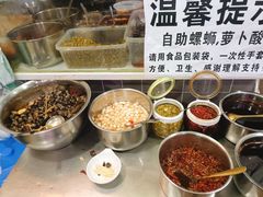 -龍城柳州螺蛳粉(群星路店)