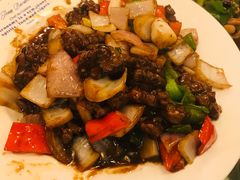 -余杨鸭鸭餐厅