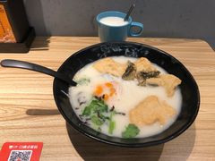 -渔米丰·广府鱼汤米线(光明广场店)